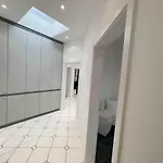 公寓 R111 Grosse Moderne Monteurwohnung Uebergangswohnung 雷根斯堡