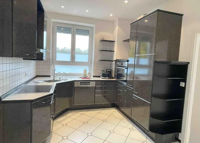 R111 Grosse Moderne Monteurwohnung Uebergangswohnung Διαμέρισμα Ρέγκενσμπουργκ